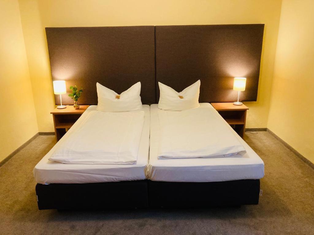 Hotel Rosenheimer Hof 2*